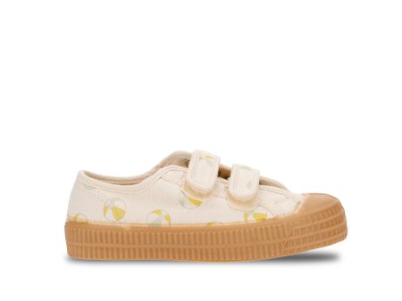 Boys & Girls White & Beige Shoes Discount