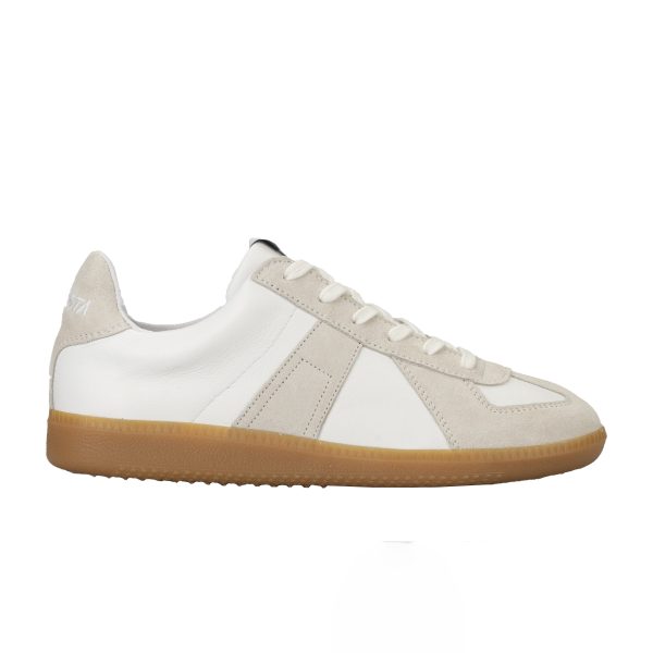 Boys & Girls White Shoes on Sale